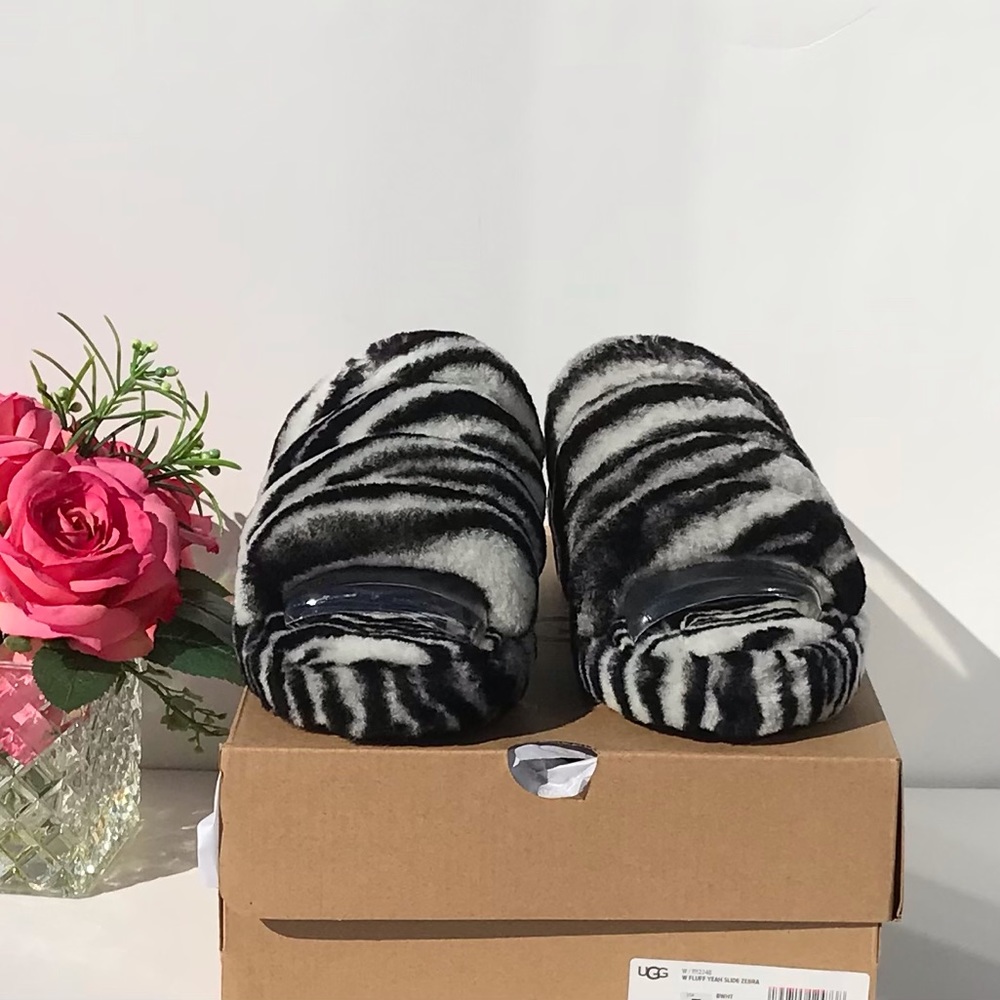 UGG Fluff Yeah Slide Zebra